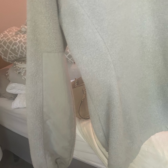 Light Gray North Face Denali jacket - Picture 2 of 5